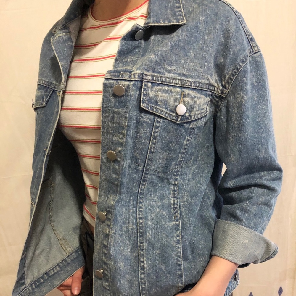 SHOP CLOSING Trendy Denim Jacket